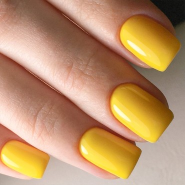 Esmalte permanente Spektr 232 Illuminating (Amarillo huevo), 10 ml