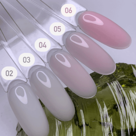 Pro Base Camuflaje Dark 02, Blanco Lechoso, 15 ml