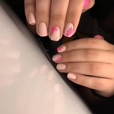 Esmalte Permanente Komilfo D175, Rosa Claro Cálido, 8 ml