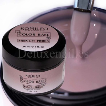 Color Base French 005 sin pincel Komilfo, Beige Rosado, 30 ml