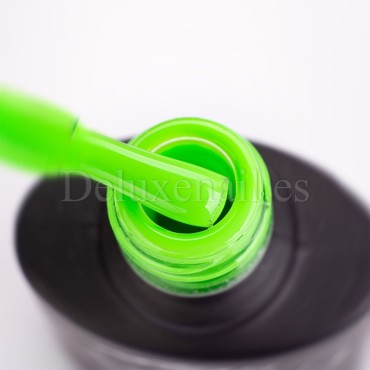 Esmalte Permanente Komilfo D267, Verde Neón, 8 ml