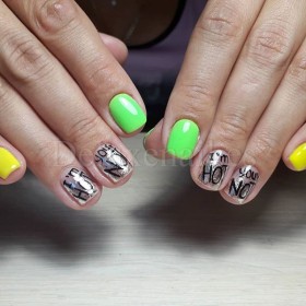 Esmalte Permanente Komilfo D267, Verde Neón, 8 ml