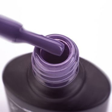 Esmalte Permanente Komilfo D114, Morado, 8 ml