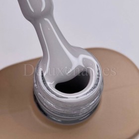 Esmalte Permanente Dark 65, Gris cálido claro, 10 ml