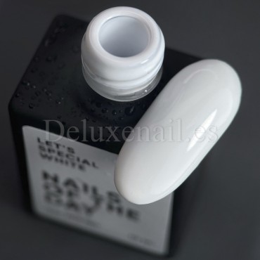 Gel Polish White 001 NAILSOFTHEDAY, esmalte semipermanente blanco, 10 ml