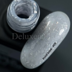Potal Base 09 NAILSOFTHEDAY, base decorativa, gris lechoso con trozos de foil plateado, 10 ml