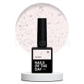 Potal Base 10 NAILSOFTHEDAY, base decorativa, blanco lechoso con trozos de foil plateado, 10 ml