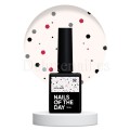 Potal Base 32 NAILSOFTHEDAY, base decorativa, blanco lechoso con hexágonos negro y rojo, 10 ml