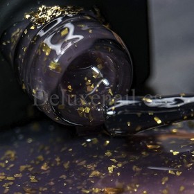 Malbec Base Potal 04 NAILSOFTHEDAY, base decorativa, rosa lechoso con trozos de foil dorado, 10 ml