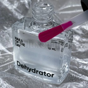 Dehydrator NAILSOFTHEDAY Líquido para desengrasar la uña y mejorar la adherencia del producto, 10 ml