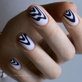 Placa Grande 25, Taki Da