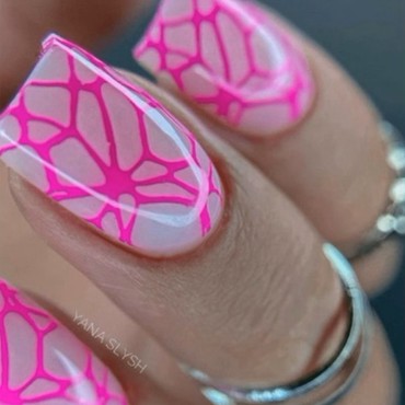 Placa Grande 26, Taki Da