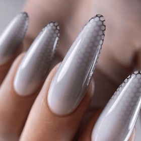 Placa Grande 26, Taki Da