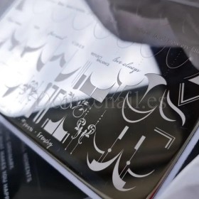 Placa Grande 33, Taki Da