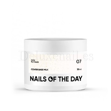 Cover Base Milk Shimmer 07 NAILSOFTHEDAY, base camuflaje, blanco lechoso con micro brillo dorado, 30 ml