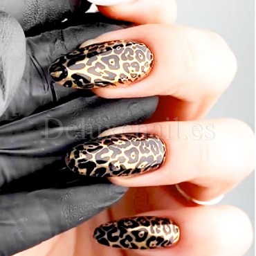 Esmalte con pegajosidad Stamping Dark 01, Negro, 10 ml