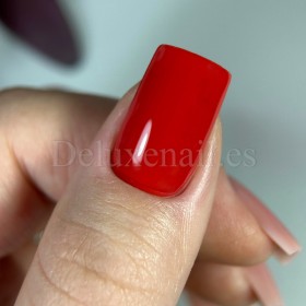 Esmalte Permanente Dark 136, Rojo clásico, 10 ml