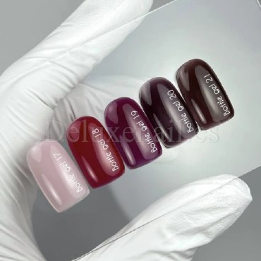 Bottle Gel con pincel 17 NAILSOFTHEDAY, 10 ml