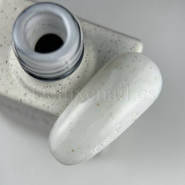 Esmalte Permanente Let’s special Coconut NAILSOFTHEDAY, Blanco lechoso con foil dorado, 10 ml