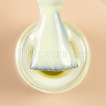 Pro Base 33 DARK, base de color amarillo, 15 ml