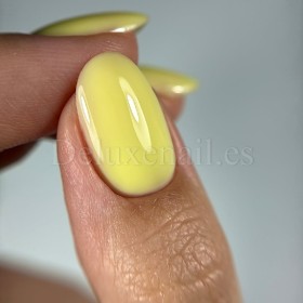 Pro Base 33 DARK, base de color amarillo, 15 ml