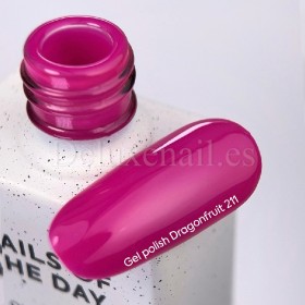 Esmalte Permanente Let’s special Dragonfruit NAILSOFTHEDAY, Rosa fucsia, 10 ml