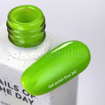 Esmalte Permanente Let’s special Kiwi NAILSOFTHEDAY, Verde neón, 10 ml