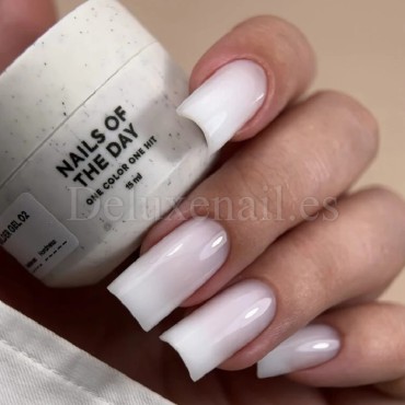 Builder Gel 02 NAILSOFTHEDAY, gel constructor blanco lechoso, 30 ml
