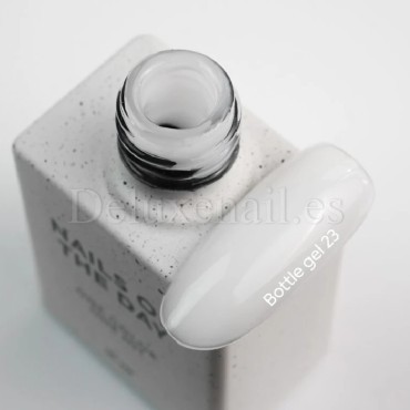 Bottle Gel con pincel 23 NAILSOFTHEDAY, 10 ml
