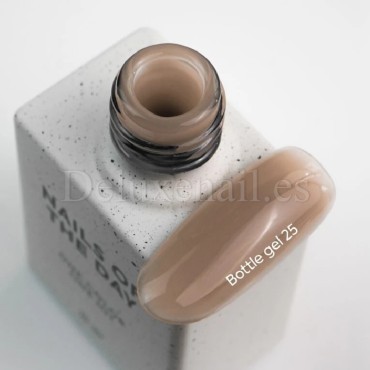 Bottle Gel con pincel 25 NAILSOFTHEDAY, 10 ml