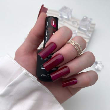 Frosty Cherry Cat´s eye 01 DE LA RO, esmalte permanente ojo de gato cereza, 12 ml