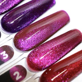 Frosty Cherry Cat´s eye 02 DE LA RO, esmalte permanente ojo de gato frambuesa oscura, 12 ml