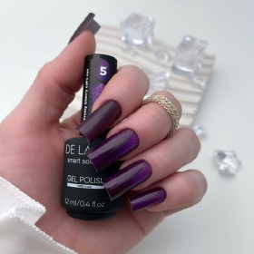 Frosty Cherry Cat´s eye 05 DE LA RO, esmalte permanente ojo de gato púrpura intenso, 12 ml