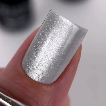 Colección Crystal Cat Eye DE LA RO, 3 esmaltes semipermanentes ojo de gato plateados de 12 ml