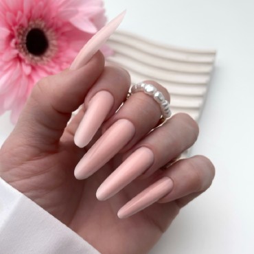Base New France Shimmer 02 DE LA RO, Base camuflaje, beige con micro brillo, 12 ml