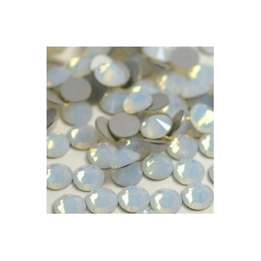 Cristales Komilfo, White Opal, SS 8, 100 uds