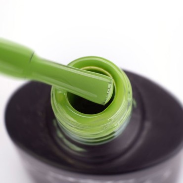 Esmalte Permanente Komilfo D277, Verde césped, 8 ml