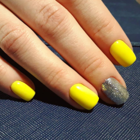 Esmalte Permanente Komilfo D269, Amarillo neón, 8 ml