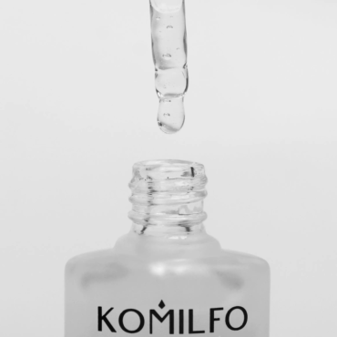 Removedor de cutícula alcalino Komilfo, 8 ml