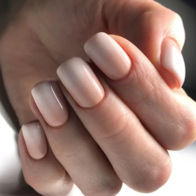 Esmalte Permanente Komilfo D012, Nude oscuro, 8 ml